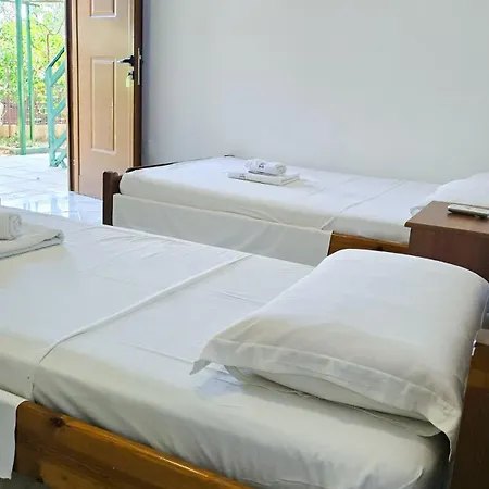 Vila Azure Hotel